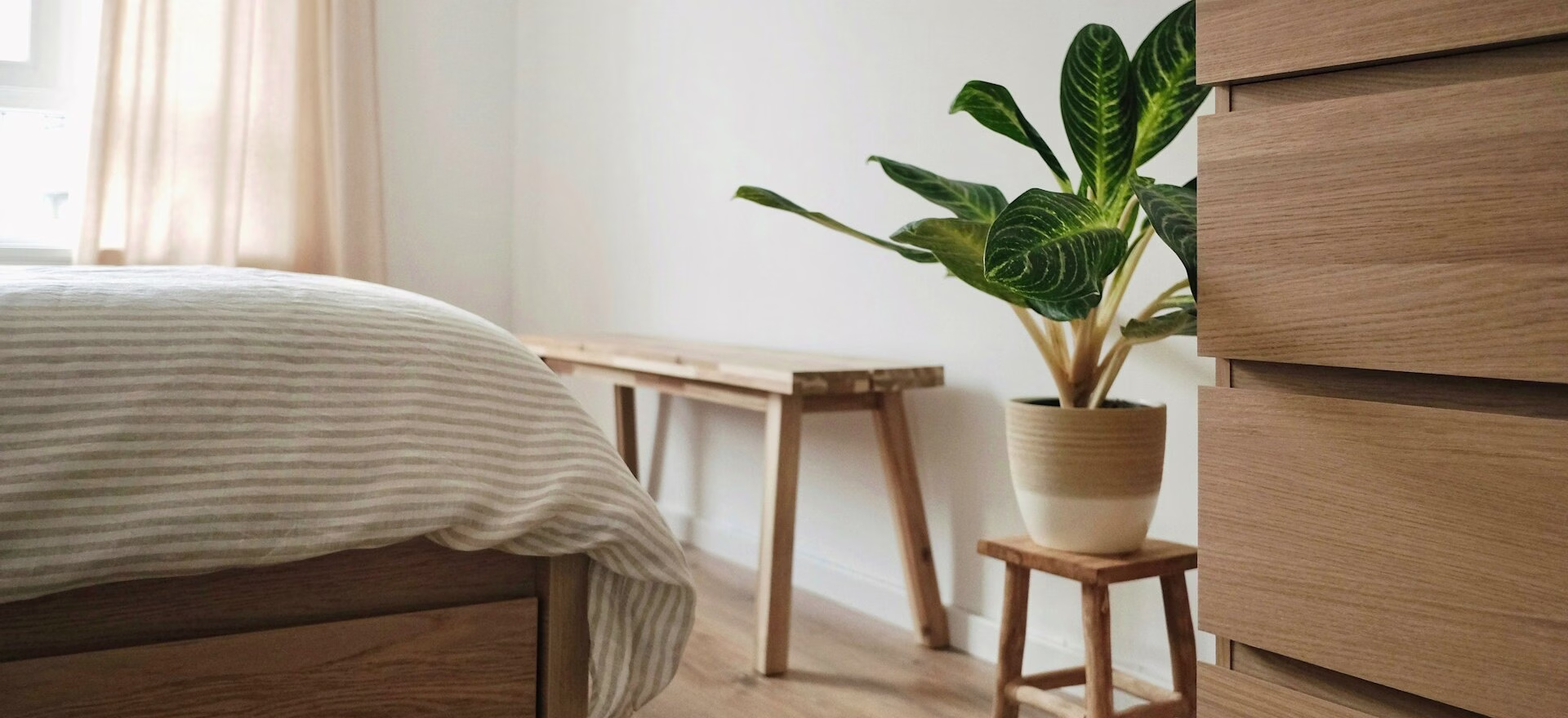UWPShop - Upgrade your interior with cozy, on-trend furniture.